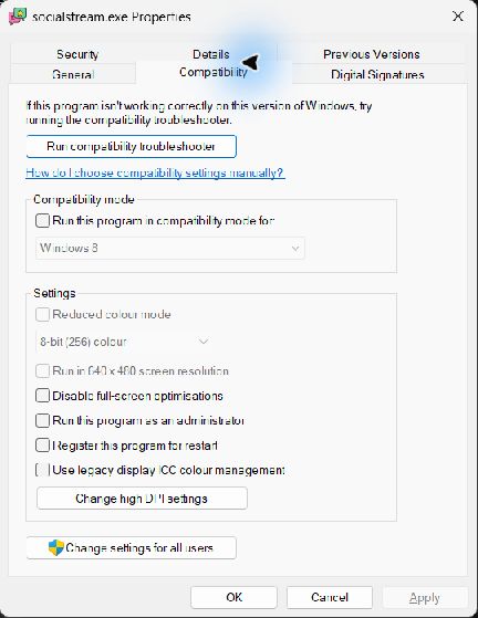 Windows Compatibility tab for socialstream.exe showing Run this program as an administrator